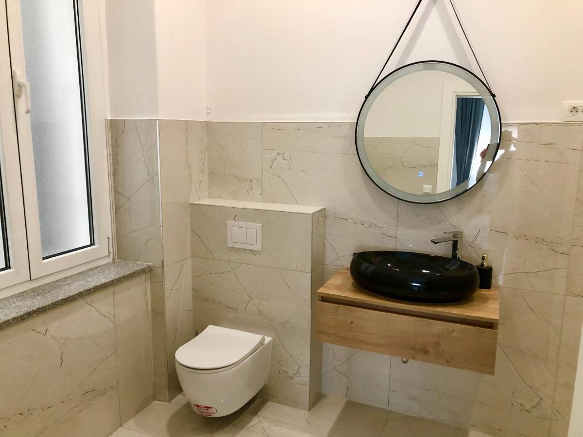 Hedone City Luxury Apartments With Free Parking Pula Exterior photo